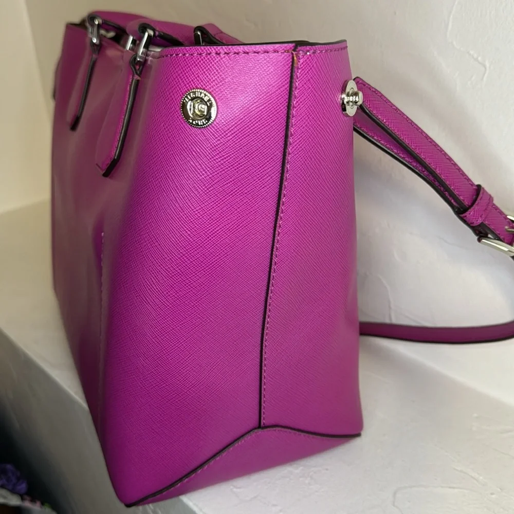 Michael Kors Greenwich fuchsia saffiano leather tote - Picture 5 of 12